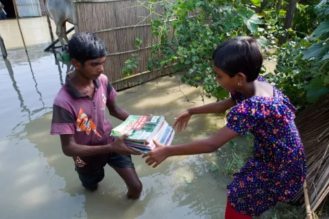 الفيضانات في بنغلاديش 